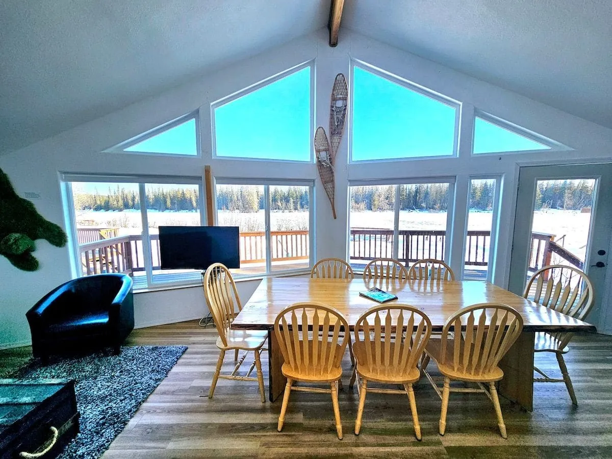 SLEEPS 6 — RIVERFRONT CABIN photo 1
